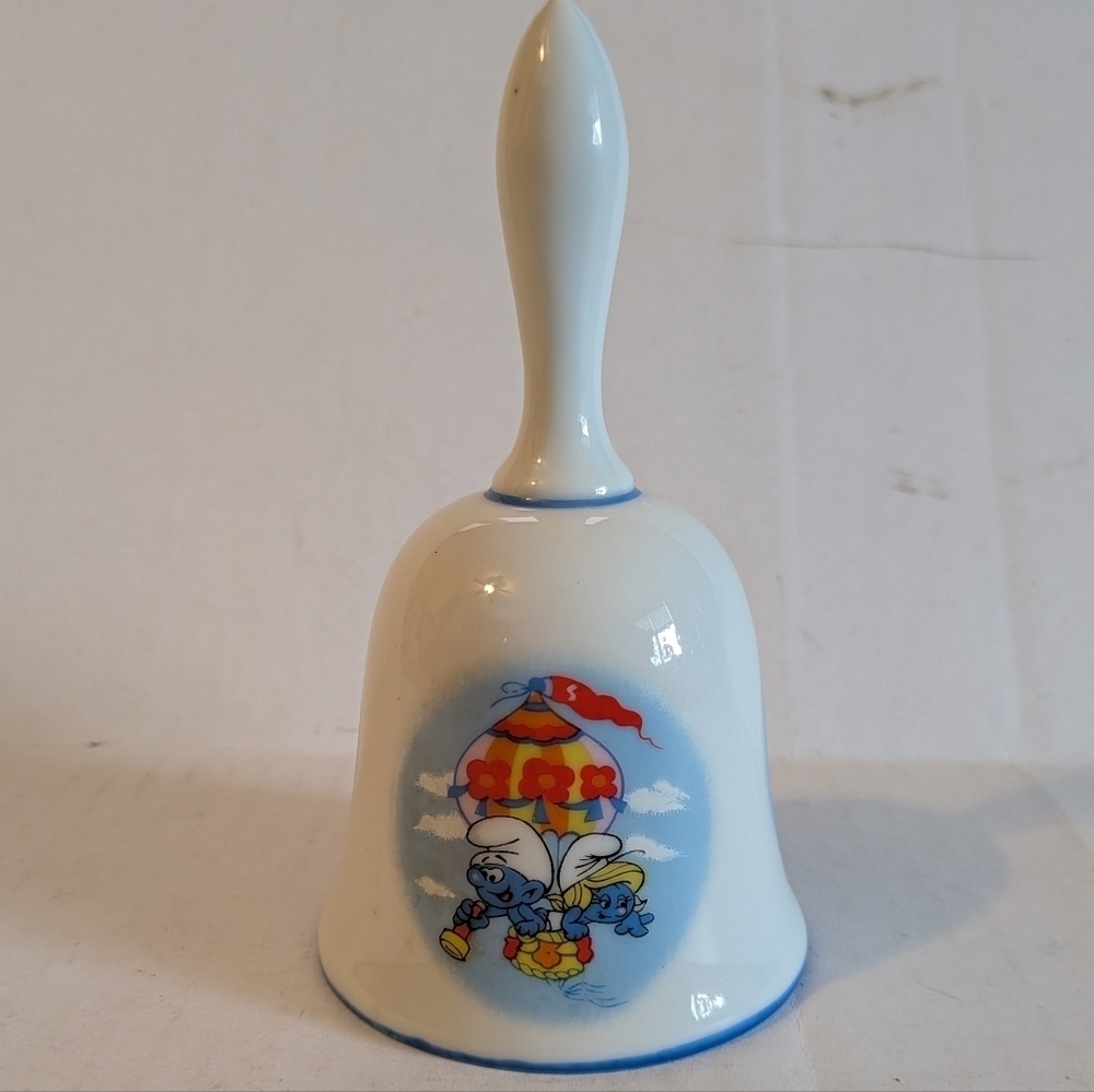 1982 VTG Porcelain Bell with Smurf Design By Wallace Berrie & Co.